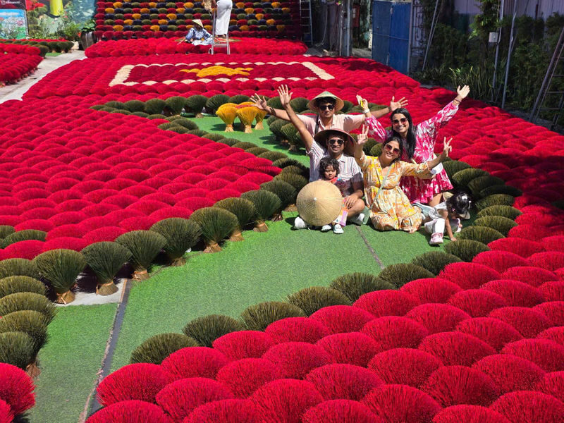 Hanoi City Highlights & Local Village Full-Day Tour - What makes this Hanoi tour worth considering