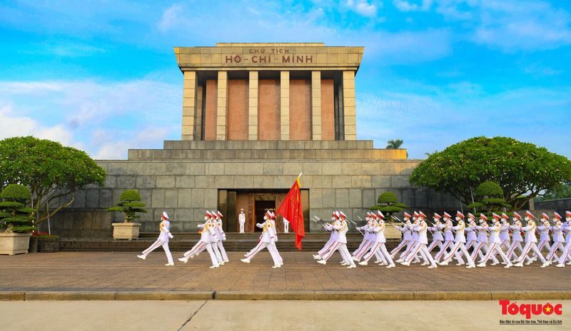 Hanoi City Highlights & Local Village Full-Day Tour - What to know before you book