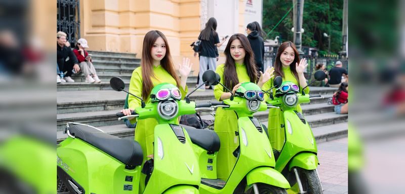 Hanoi City Tour by Motorbike: Female Riders, Train Street & Hidden gems - A route that mixes landmarks with local life