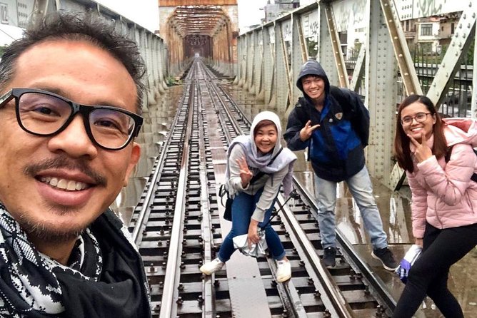 Hanoi City Tour By Volunteer Guide - Traveler Experience