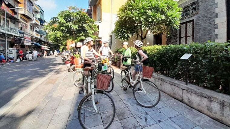 Hanoi City Tours With Small Groups (By Bus/Jeep/Cycling) - Cultural Sites