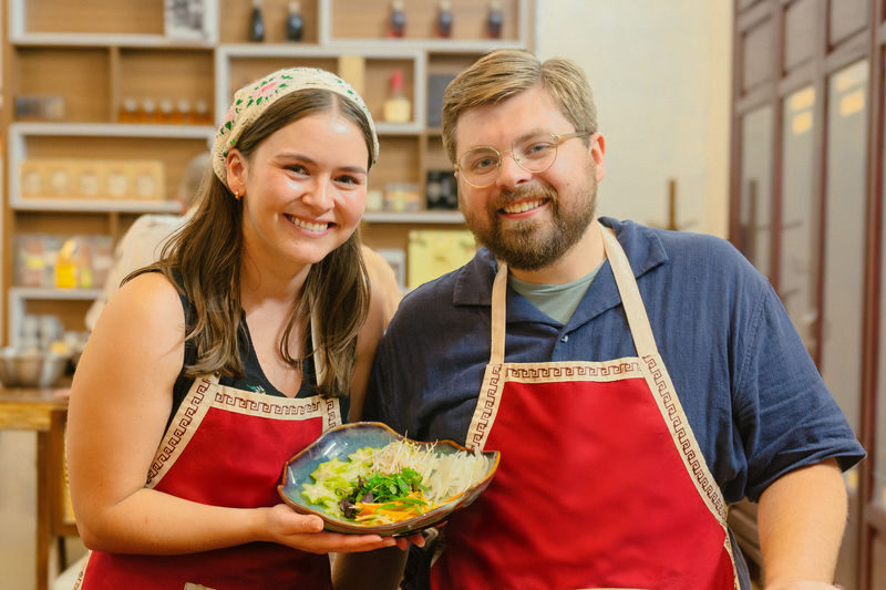 Hanoi Cooking Class: Free Recipe & Specialty Coffee Tasting - Start with the ingredients at Dong Xuan Market