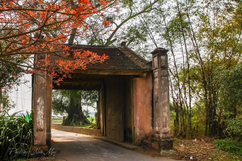 Hanoi Duong Lam Ancient Village Full-Day Tour with Jeep - The open jeep makes the journey part of the day