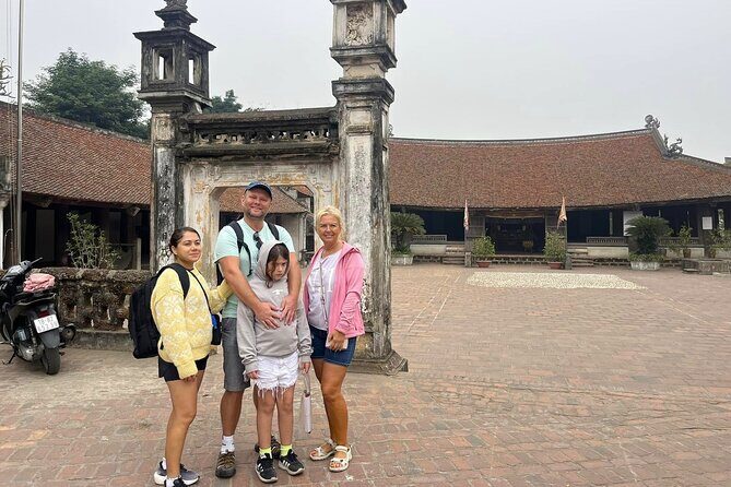 Hanoi: Duong Lam Ancient Village, Jeep Tour explore Daily Life - What’s Included and What to Keep in Mind