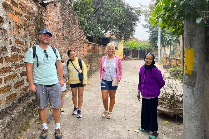 Hanoi: Duong Lam Ancient Village with Jeep, History & Daily Life - Tour Breakdown and What You Can Expect