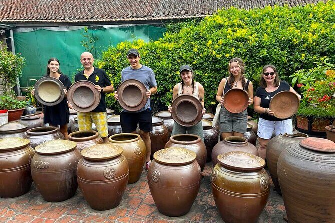 Hanoi: Duong Lam Ancient Village with Jeep, History & Daily Life - Exploring Duong Lam Ancient Village