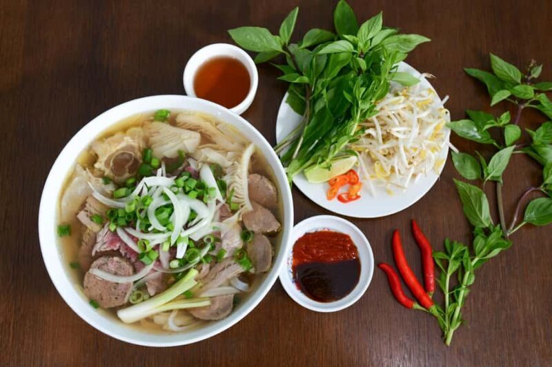 Hanoi: Enjoy lunch with Special Food Walking Tour - Exploring Hanoi’s Food Scene: A Review of the Special Food Walking Tour
