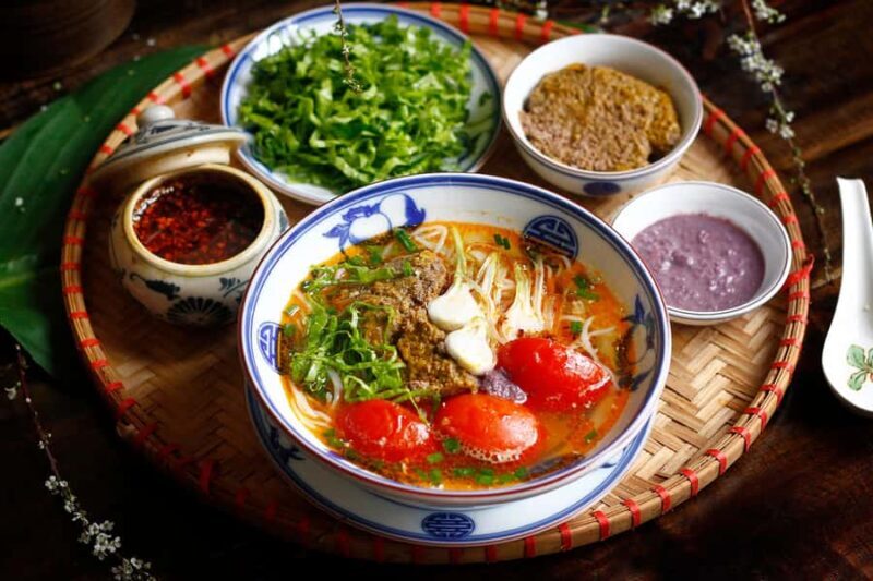 Hanoi: Enjoy lunch with Special Food Walking Tour - An In-Depth Look at the Hanoi Special Food Walking Tour