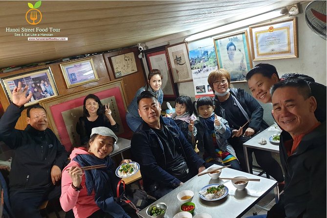 Hanoi Evening Walking Food Tour With Eight Tastings - Cancellation Policy