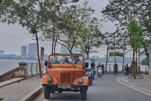 Hanoi: Food, Culture, Sightseeing and Fun – Army Jeep Tour - Recommended Lunch Meal