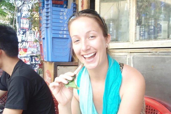 Hanoi Food on Foot: Walking Tour of Hanoi Old Quarter - Pricing and Booking Details