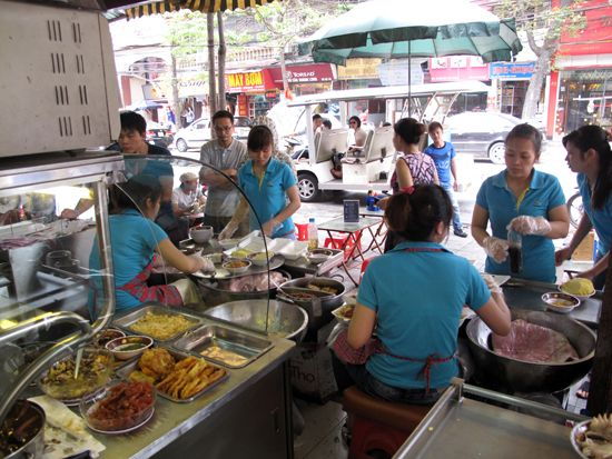 Hanoi Food on Foot: Walking Tour of Hanoi Old Quarter - Uncovering the History of the Old Quarter