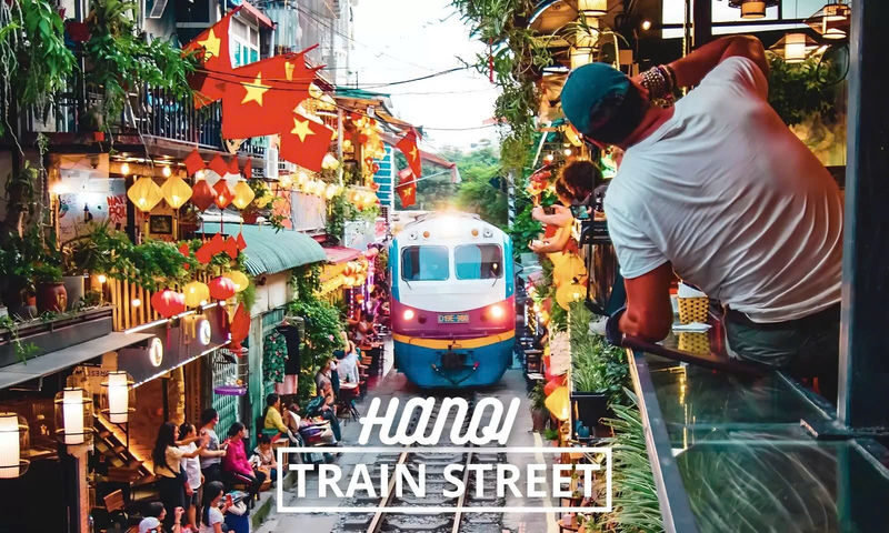 Hanoi Food Tour by Vintage Vespa - Local markets and corners beyond the main sights