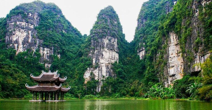 Hanoi: Full-Day Discover Ancient Hoa Lu and Trang An Tour - Tour Overview