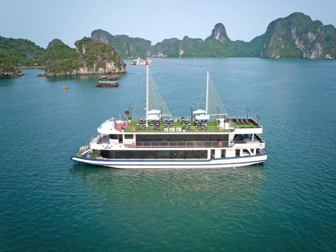 Hanoi: Full-Day Halong Bay, Cave, Island, Swim, & Kayak Tour - Transportation Options