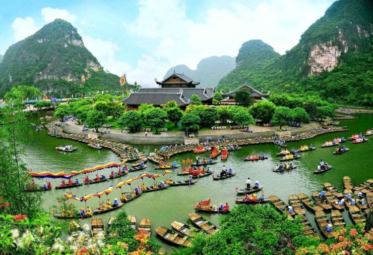Hanoi: Full-Day Private Tam Coc Tour With Boat Ride & Lunch - Experience Highlights