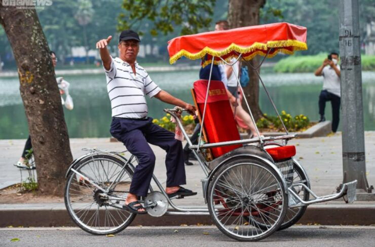 Hanoi Full Day - The Capital Known For Its Peaceful Beauty - Historic Sites in Hanoi