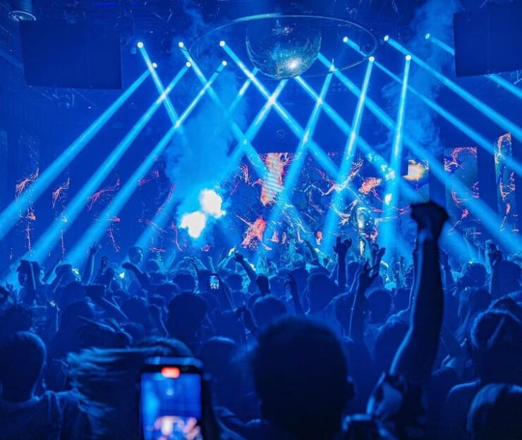 Hanoi: Guided Bar Crawl With Drinks and Nightclub Entry - Good To Know