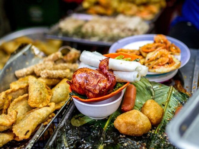Hanoi: Guided Street Food Tour - Sample Mouthwatering Dishes
