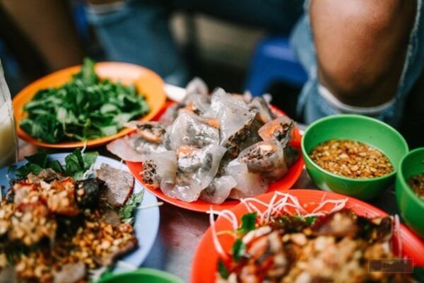 Hanoi: Guided Street Food Tour - Discover Hidden Alleys and Secret Locations