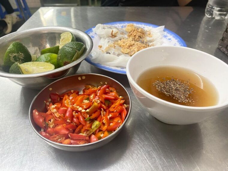 Hanoi: Guided Street Food Tour With Train Street Experience - Customer Reviews and Ratings