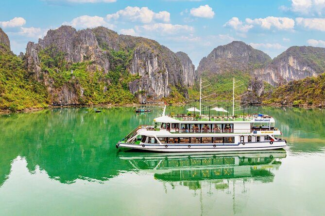 Hanoi: Ha Long bay Luxury Day cruise: Buffet-Kayaking and Jacuzzi - Who Is This Tour Best For?