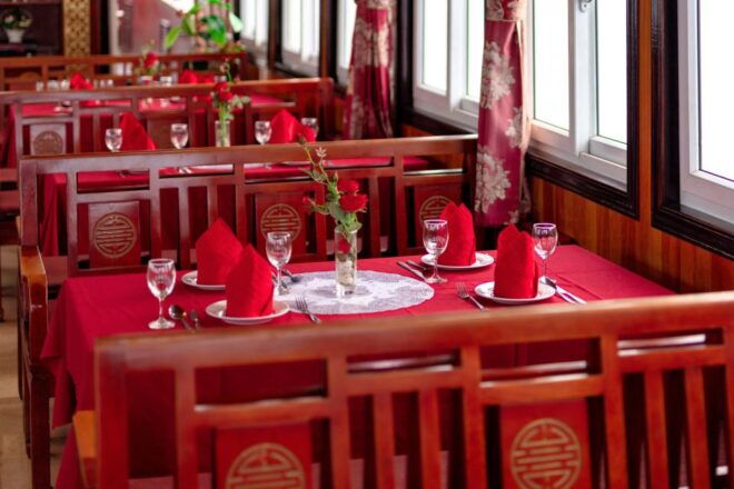 Hanoi: Ha Long Cruise With Kayaking, Caves, and Titov Island - Tuan Chau Island and Ha Long Harbor