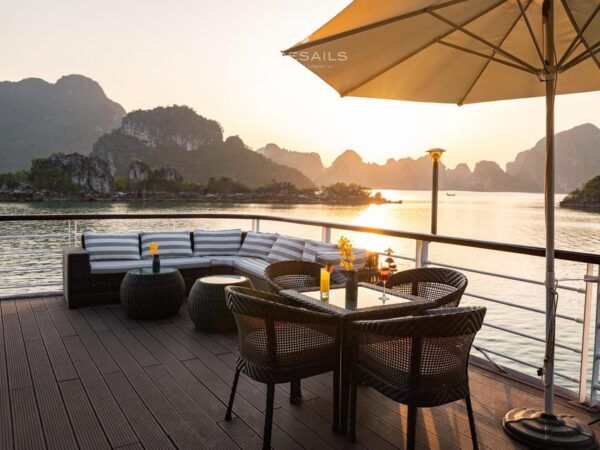Hanoi : Ha Long & Lan Ha Bay 5-Star With Limousine Transfer - Safety Guidelines