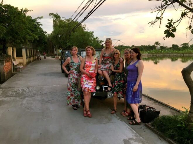 Hanoi - Half Day Duong Lam Ancient Village Tour by Jeep - Exploring Duong Lam Village