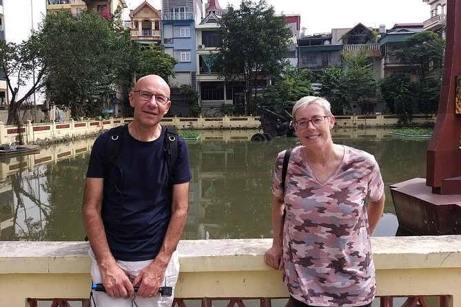 Hanoi: Half Day Private City Tour With Train Street Visit - Meeting and Pickup Instructions
