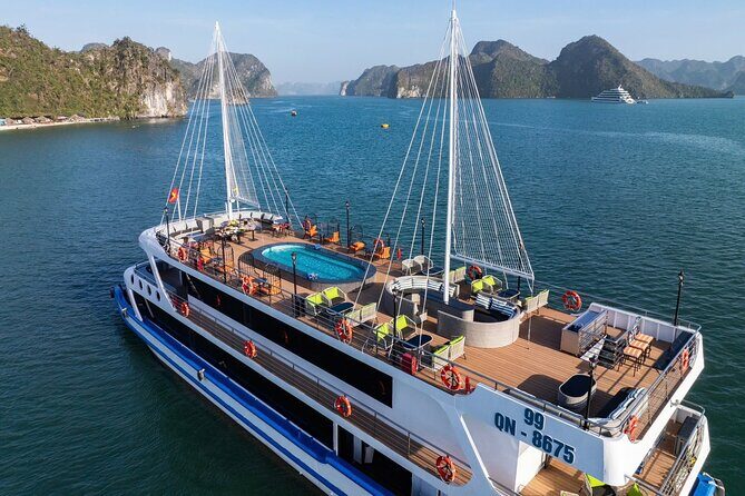 Hanoi : Halong Bay 7-Hour Luxury Cruise with Limousine Transfer - Good To Know