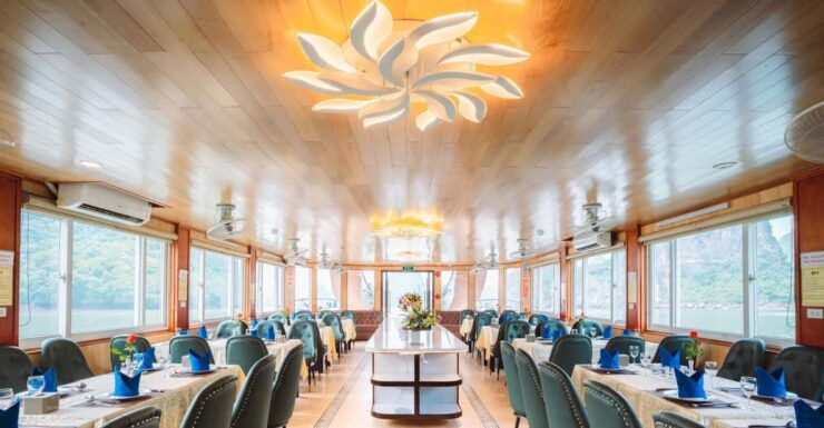 Hanoi: Halong Bay Cruise With Sung Sot Cave and Titop Island - Itinerary Highlights