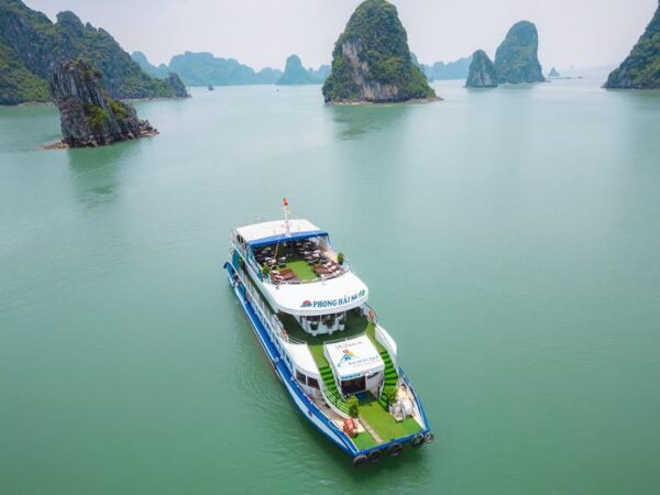Hanoi: Halong Bay Cruise With Sung Sot Cave and Titop Island - Tips for a Great Trip