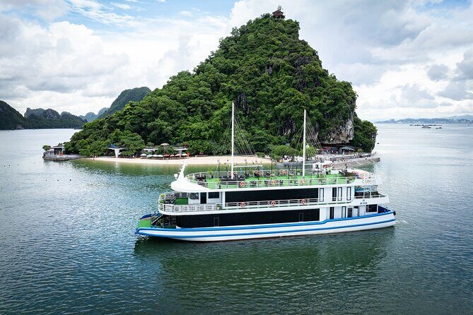Hanoi: Halong Bay Luxury Cruise with Lunch, Jacuzzi, Sunset Party - FAQs