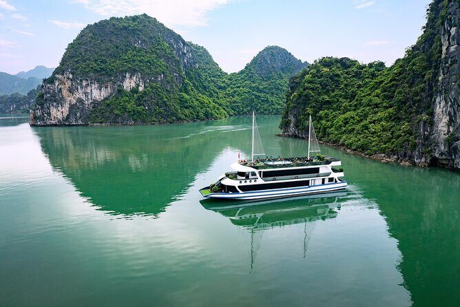 Hanoi Halong Bay VIP Cruise Cave Discovery and Kayaking - Who Might Want More?