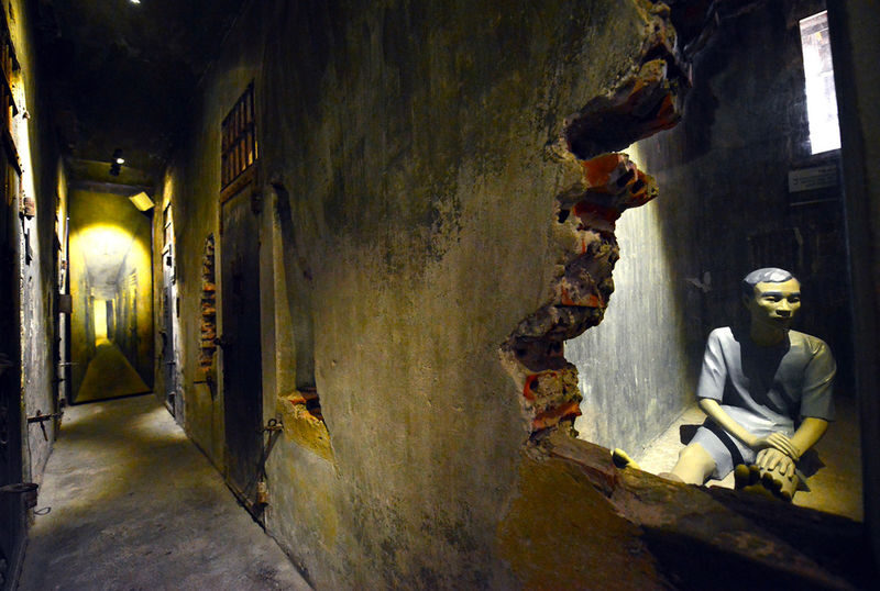 Hanoi Heritage Tour by E-Bike or Car:Hoa Lo Prison, Imperial Citadel - Train Street offers a glimpse of daily Hanoi