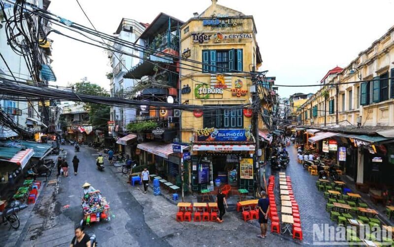 Hanoi Hidden Gems: Old Quarter & Train Street Walking Tour - Who Should Consider This Tour?