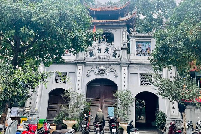 Hanoi Highlights and Hidden Gems Walking Tour - Price and Booking Information