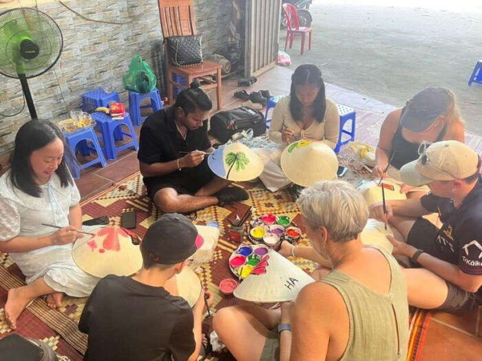 Hanoi Highlights: Incense, Hat Making, Lacquer Villages Tour - Important Considerations