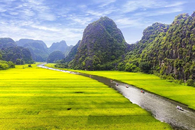 Hanoi - Hoa Lu & Tam Coc - Halong Bay Packe 5days Tour - Day 2: Exploring Hoa Lu & Tam Coc