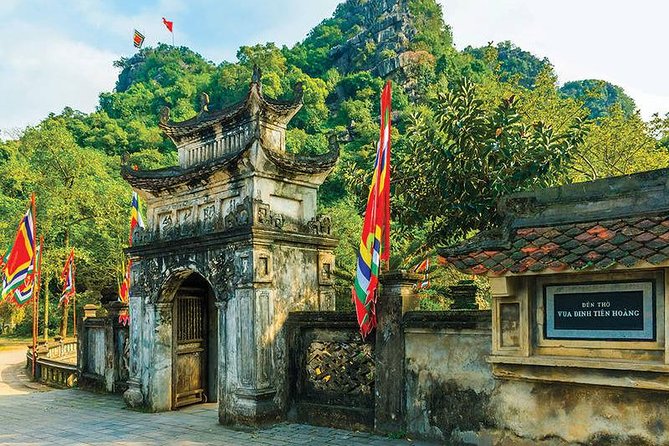 Hanoi - Hoa Lu & Tam Coc - Halong Bay Packe 5days Tour - Common Questions