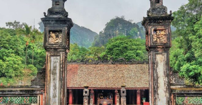 Hanoi: Hoa Lu, Trang An, and Mua Cave Day Trip With Lunch - Hoa Lu Ancient Capital Visit