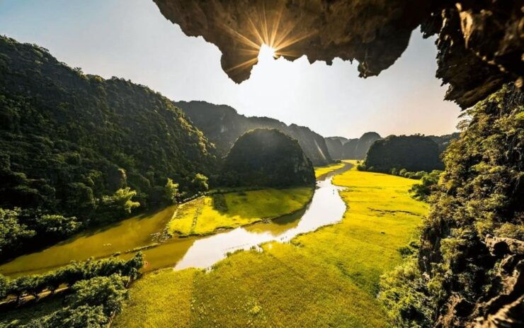 Hanoi: Hoa Lu, Trang An, and Mua Cave Full-Day Trip - Activity Details