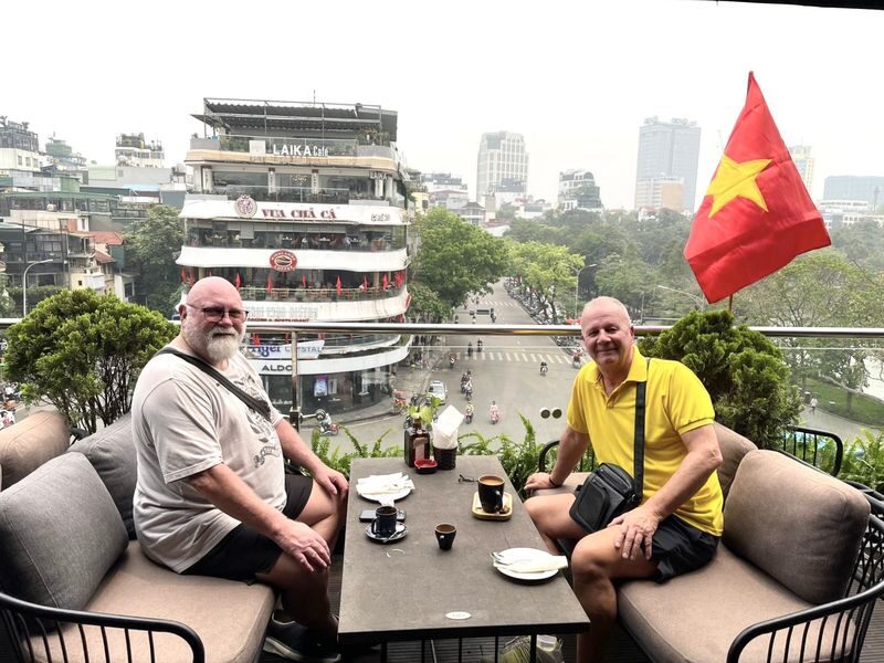Hanoi in Frames: Hot Spots around Hoan Kiem Lake with Ao Dai Option - Newspaper offices and a glimpse of working Hanoi