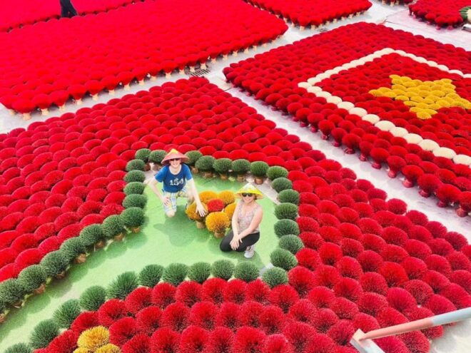 Hanoi: Incense, Hat Making, Ceramic Villages & Train Street - Full-Day Tour Itinerary