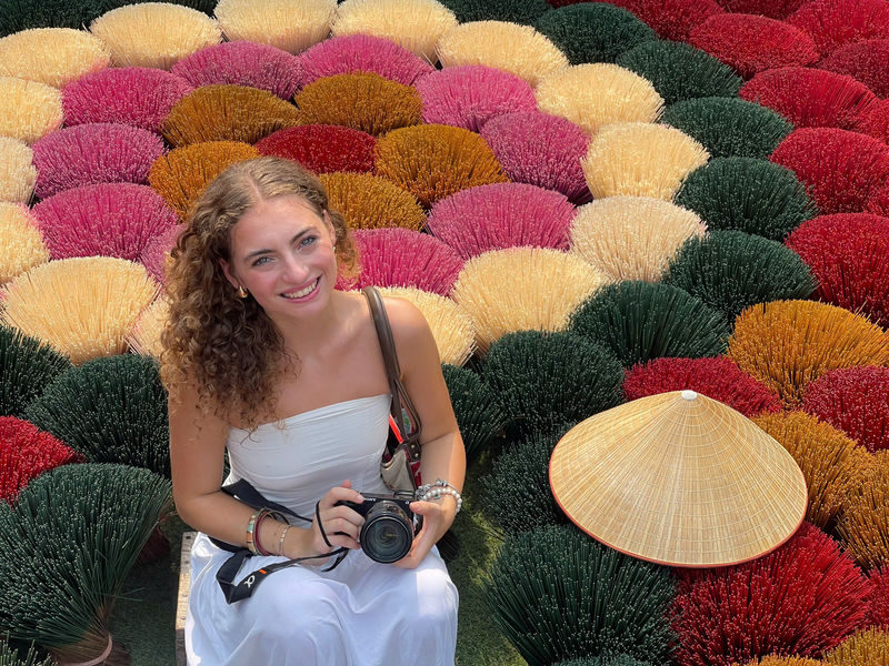 Hanoi Incense Village, Hat Making, Train St, City Highlight Small Gr - Quang Phu Cau: incense made by hand
