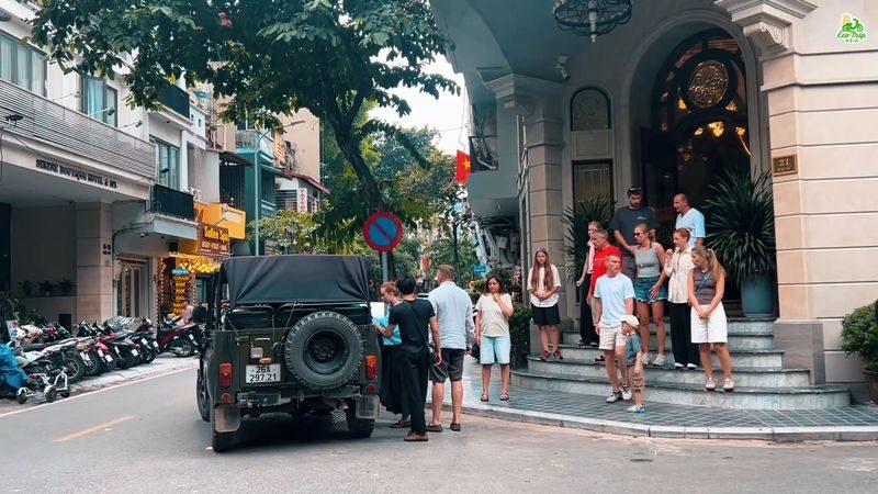 Hanoi Instagram Vintage Jeep Tour with Photographer - A vintage Jeep makes Hanoi feel close