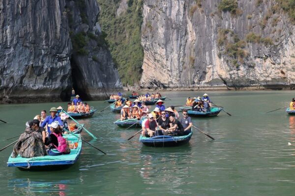 Hanoi: Islands, Caves, Kayak & Halong Dragonfly Boat Cruise - Common Questions