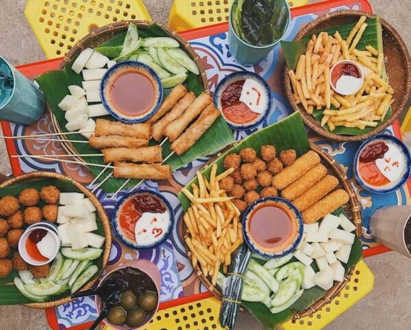 Hanoi Jeep By Night Street Food, Backstreet+ Train Street - Tips for Enjoying Your Tour