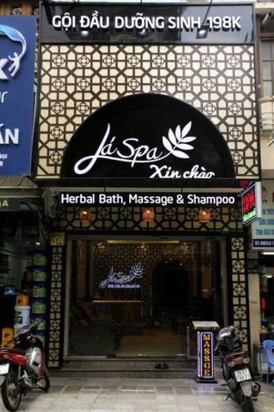 Hanoi Lá Spa 38 - Nourishing Shampoo & Head Massage 60 - Accessibility Features
